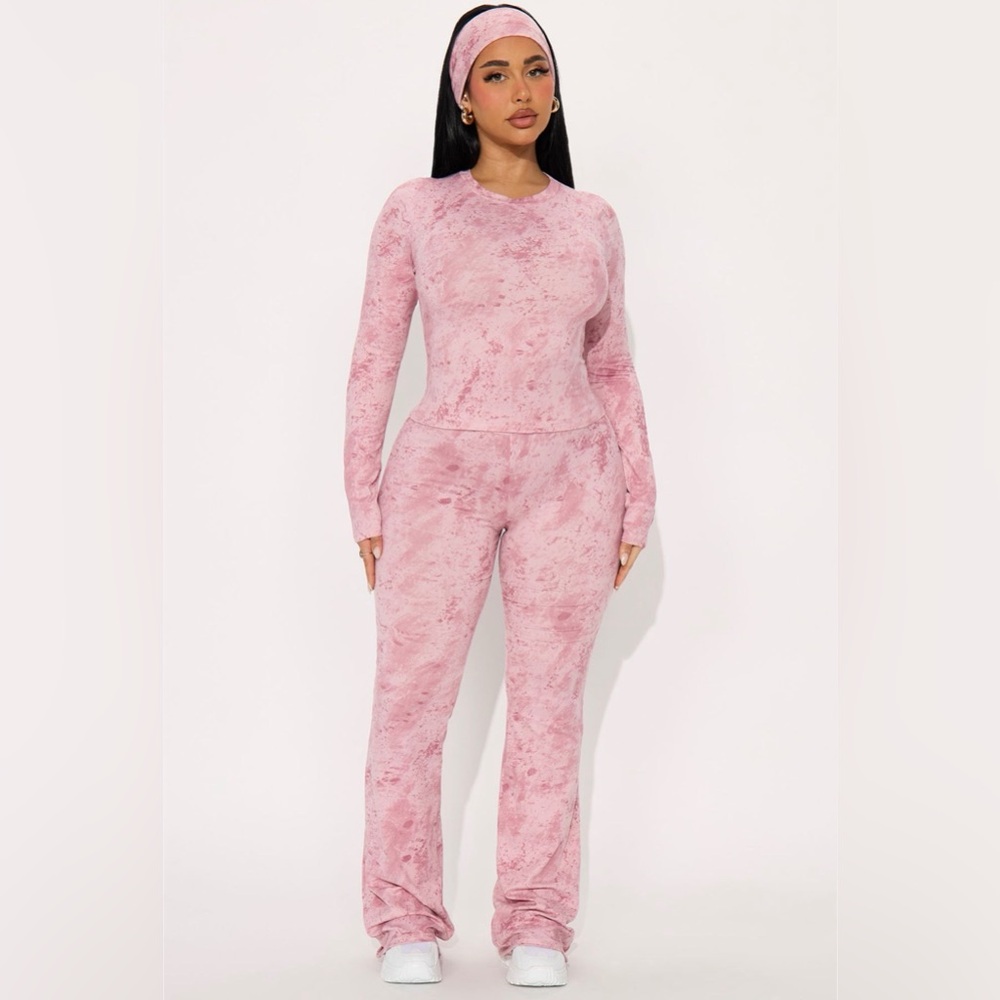 Penelope 3 Piece Flare Pant Set - Blush NWT Small